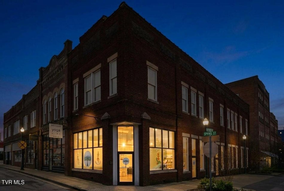 Photo #2: 124 Tipton Street