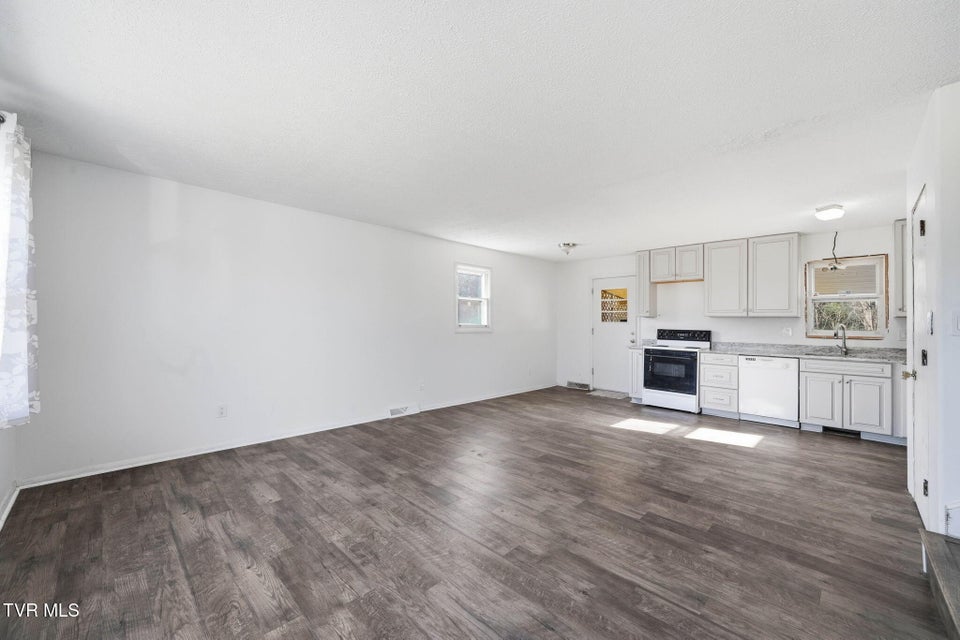 Photo #4: 2610 Austin Village Boulevard