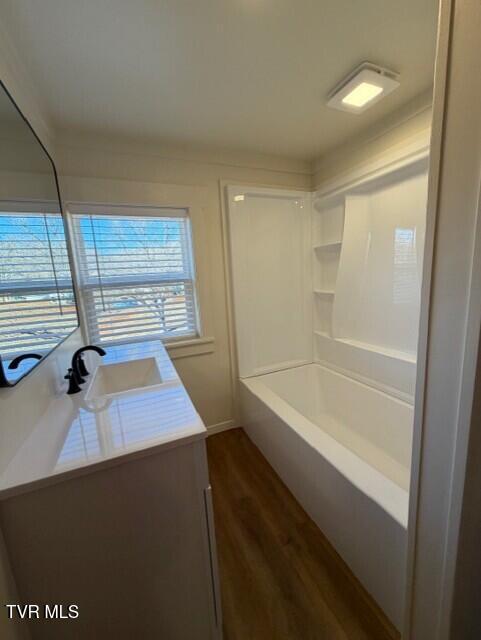 Photo #32: 2132 5th Street