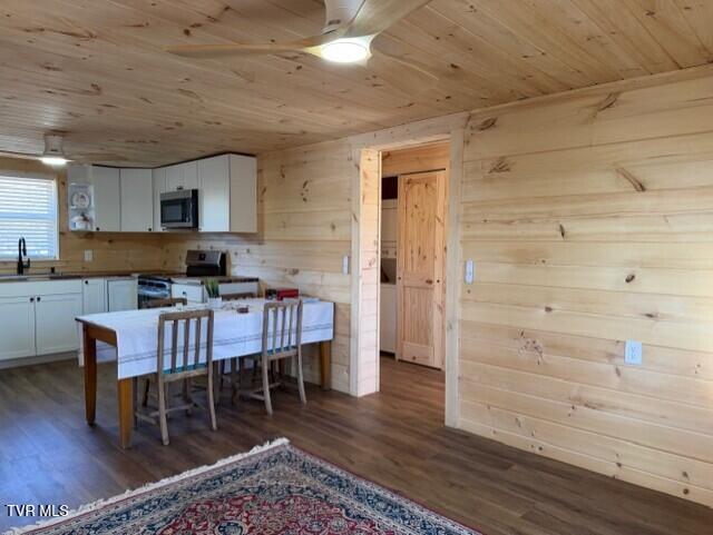 Photo #19: 2132 5th Street