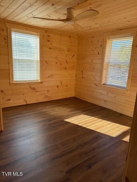 Photo #24: 2132 5th Street