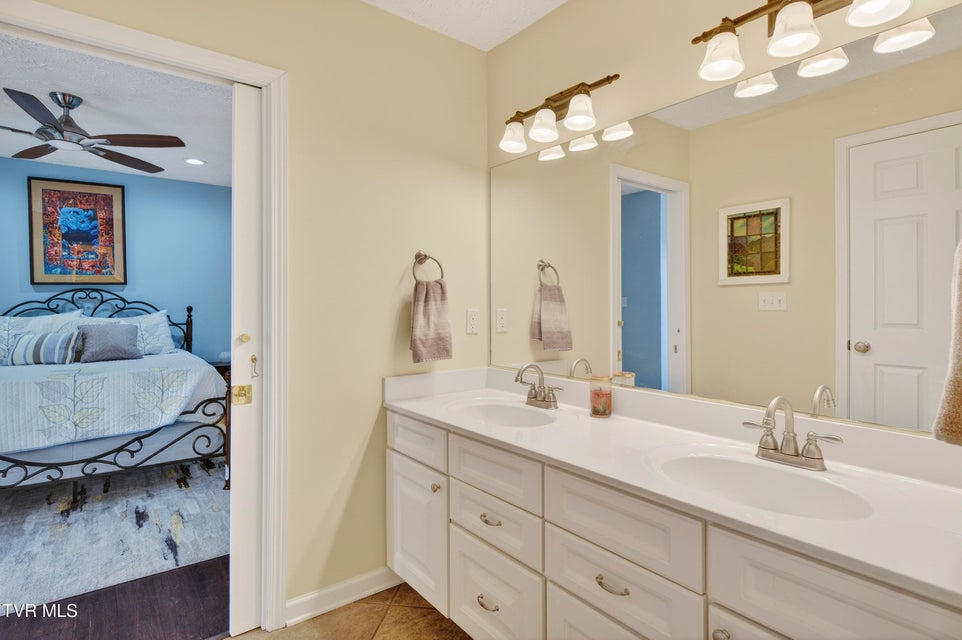 Photo #29: 25021 Grey Heron Court