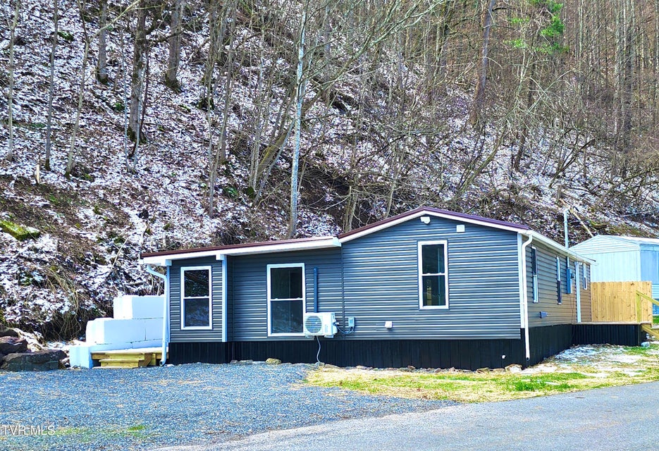 Photo #3: 205 Polly Erwin Road