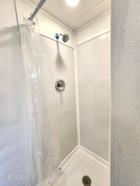 Photo #10: 205 Polly Erwin Road