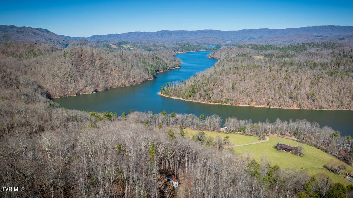 Photo #6: 601 Watauga Overlook Drive