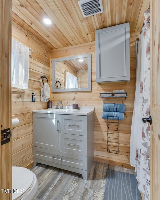 Photo #14: 601 Watauga Overlook Drive