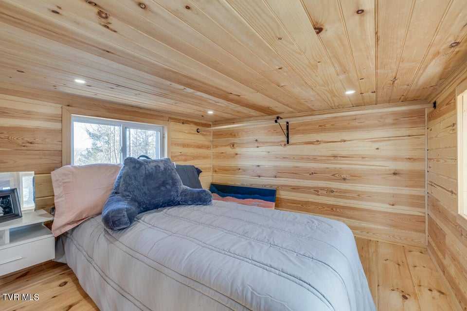 Photo #16: 601 Watauga Overlook Drive