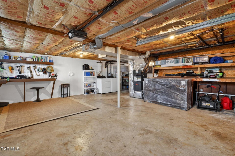 Photo #24: 417 Kingsley Avenue