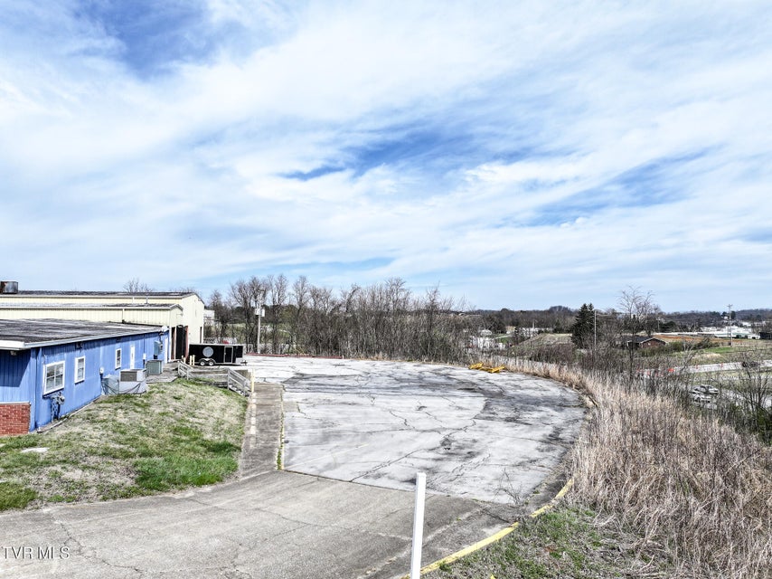 Photo #28: 965 Andrew Johnson Highway