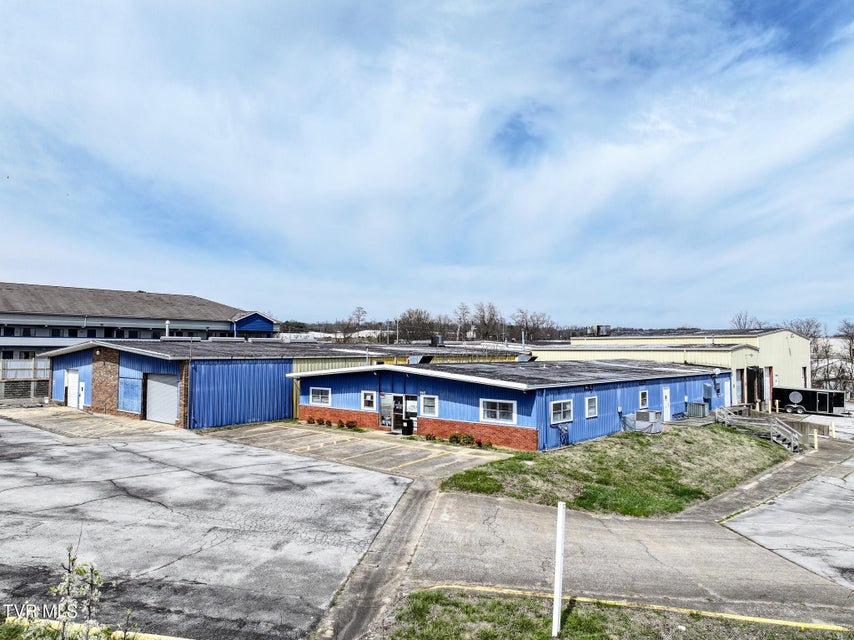 Photo #33: 965 Andrew Johnson Highway