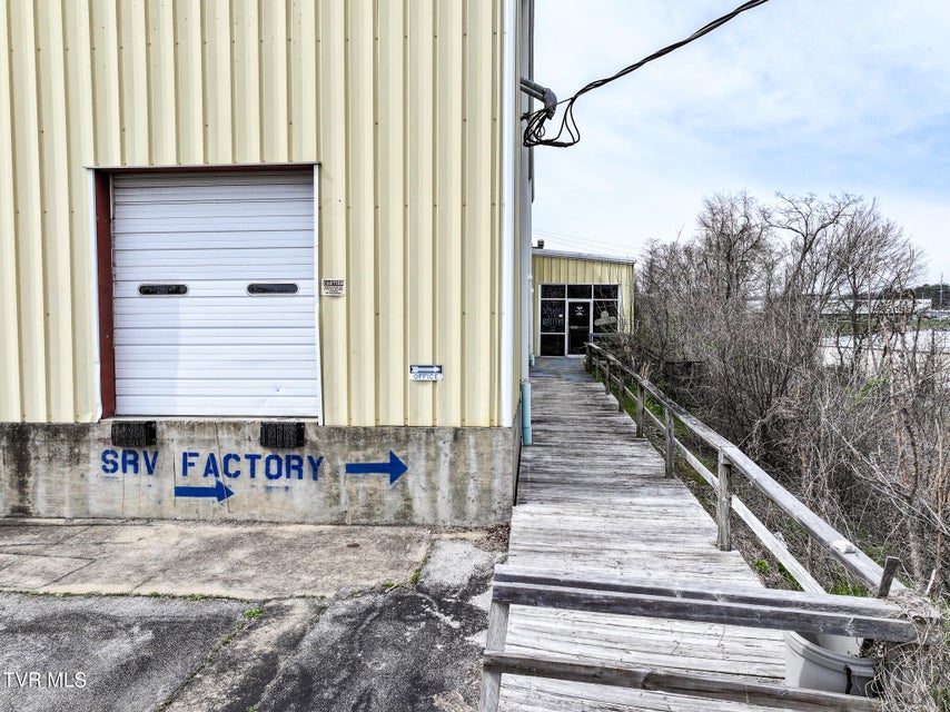 Photo #29: 965 Andrew Johnson Highway