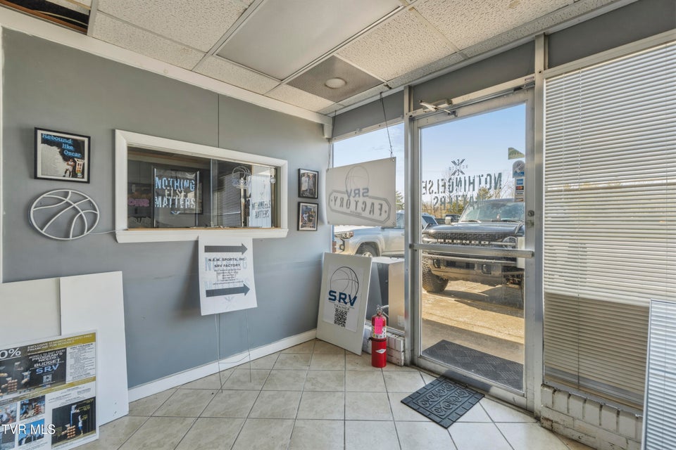 Photo #4: 965 Andrew Johnson Highway