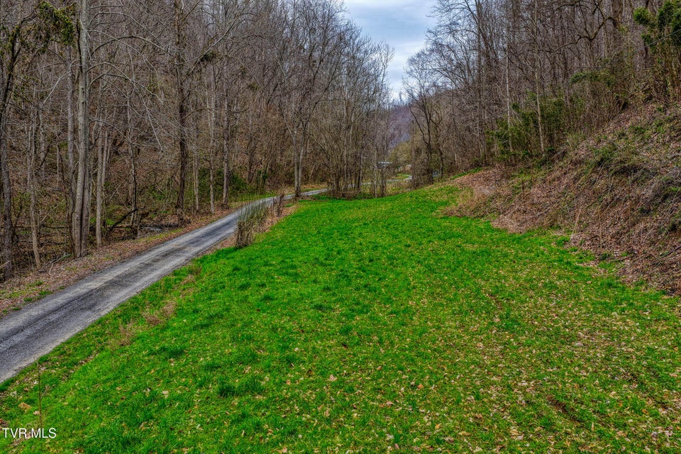 Photo #22: 1795 Bear Hollow Road