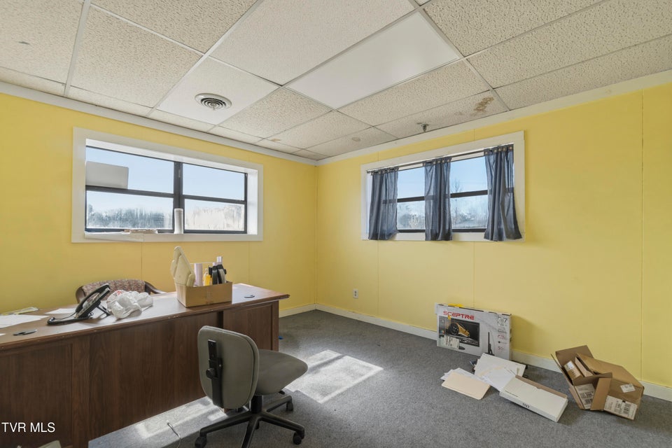 Photo #15: 965 Andrew Johnson Highway