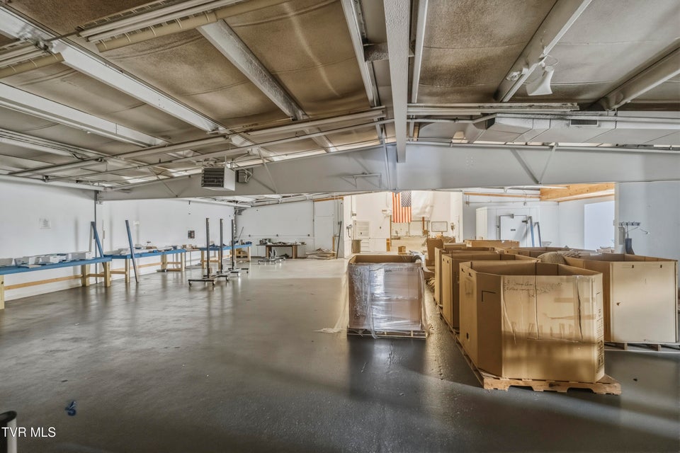 Photo #13: 965 Andrew Johnson Highway