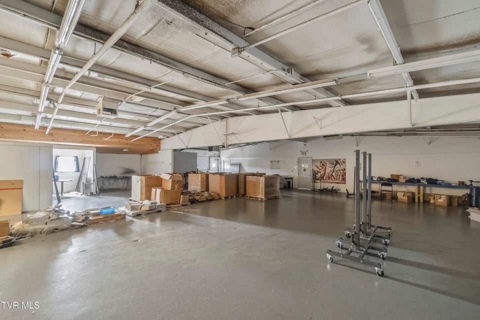 Photo #14: 965 Andrew Johnson Highway