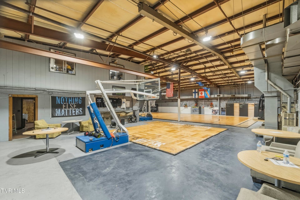 Photo #12: 965 Andrew Johnson Highway