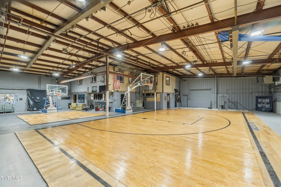 Photo #9: 965 Andrew Johnson Highway