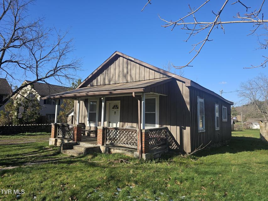 Photo #4: 807 Coeburn Road