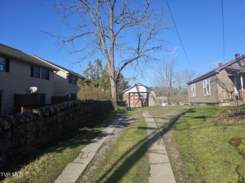 Photo #17: 807 Coeburn Road