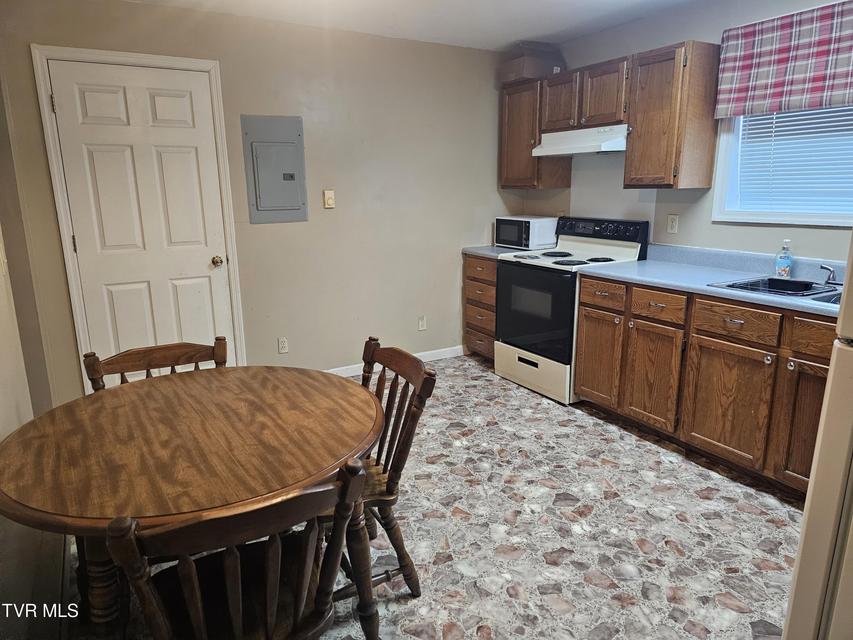 Photo #22: 807 Coeburn Road