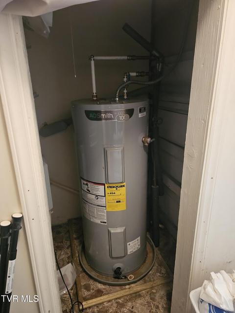 Photo #34: 807 Coeburn Road