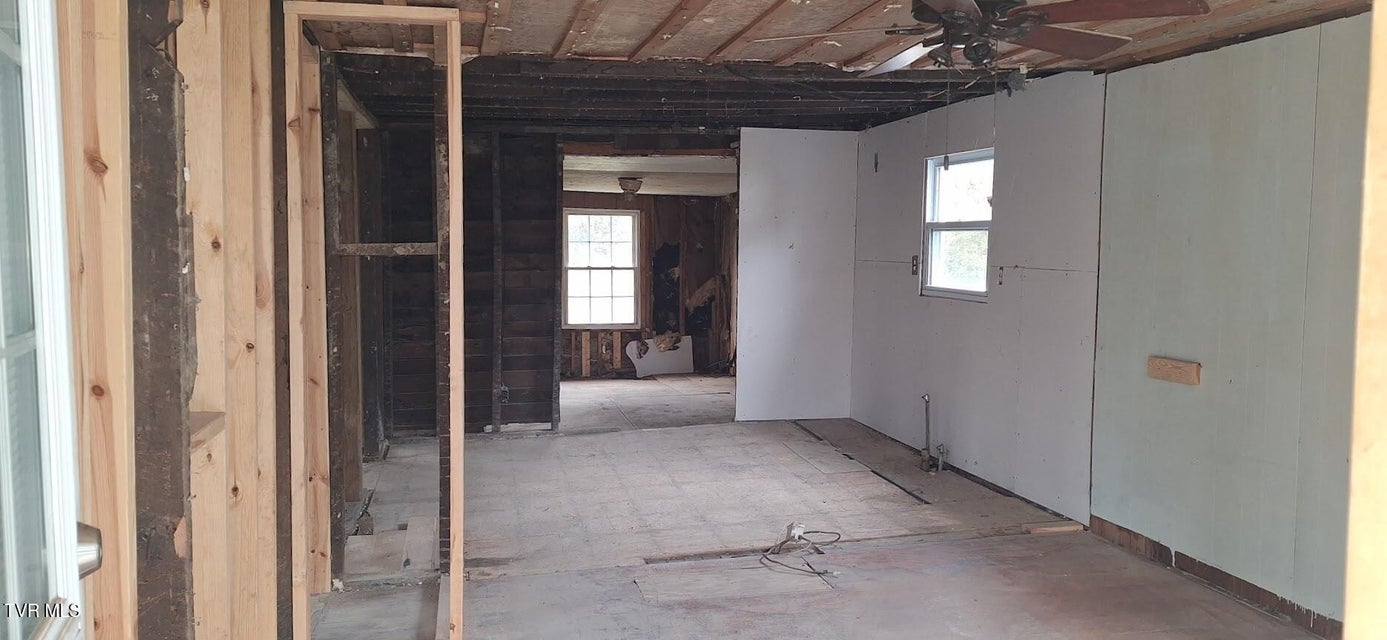 Photo #6: 214 Stafford Street