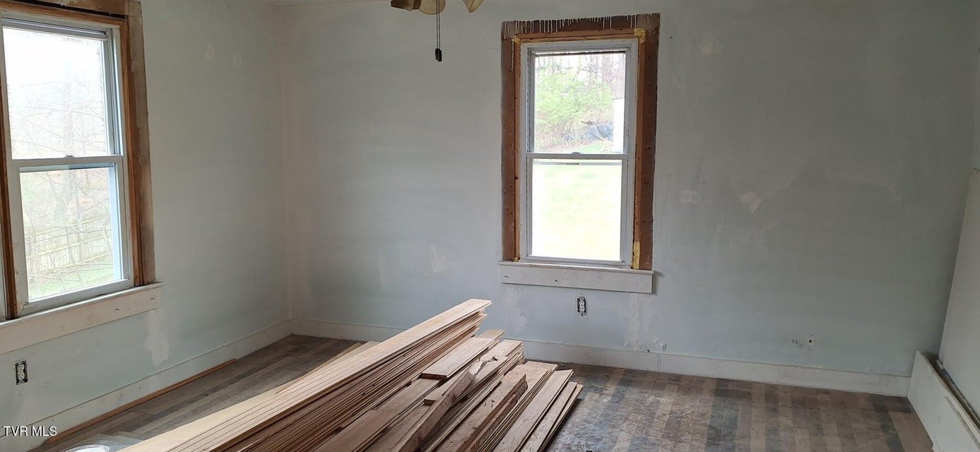 Photo #8: 214 Stafford Street