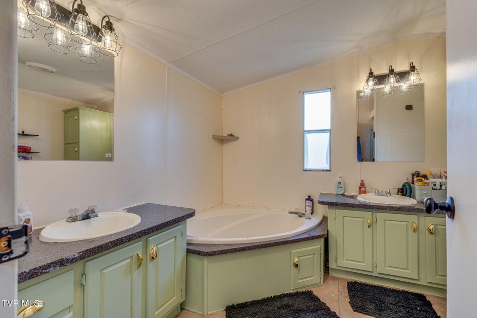 Photo #15: 145 Lc Mckee Road