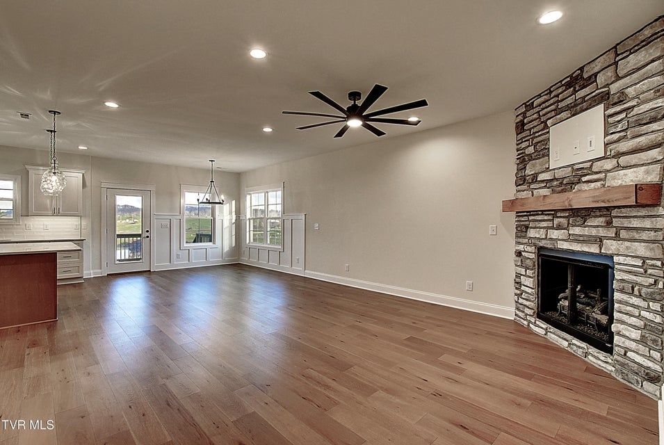 Photo #8: 1136 Hawley Road