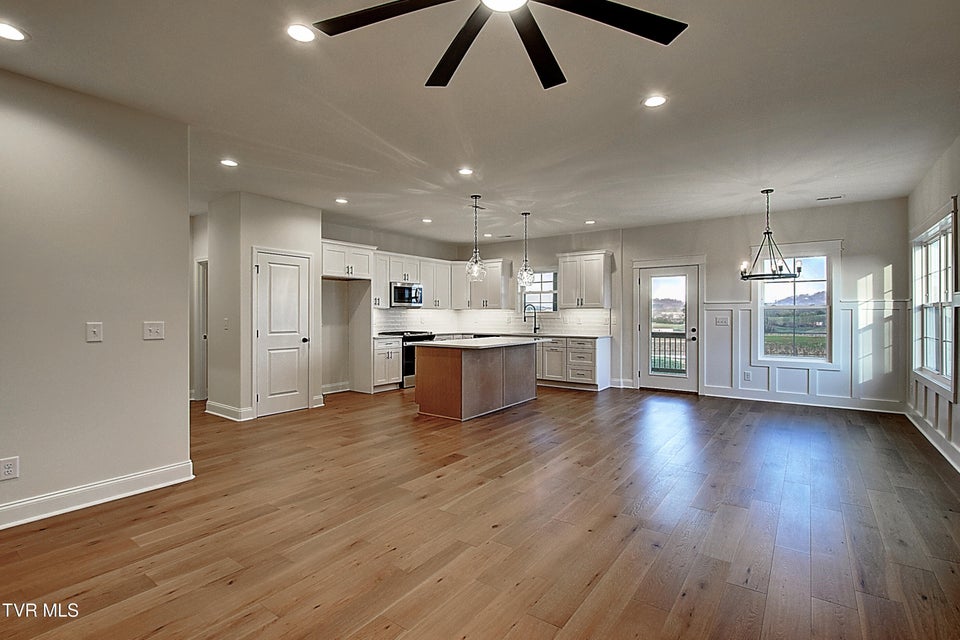 Photo #10: 1136 Hawley Road