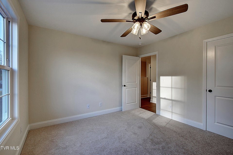 Photo #31: 1136 Hawley Road