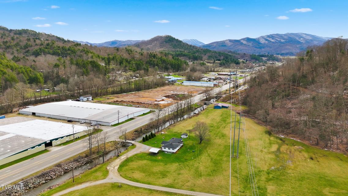 Photo #35: 1290 Shady Street