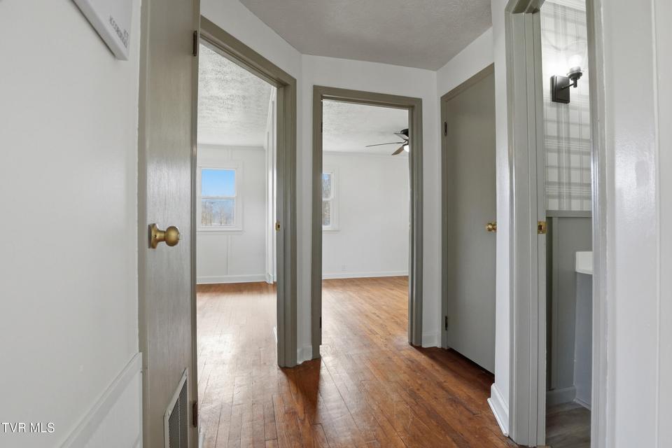 Photo #26: 1290 Shady Street