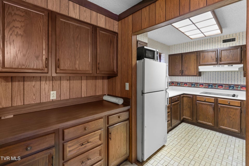 Photo #18: 1824 Oriole Road