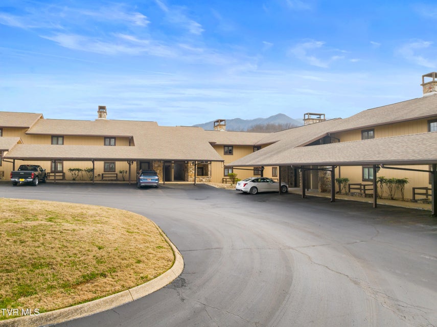 Photo #35: 1824 Oriole Road