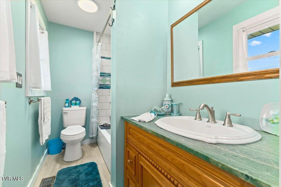 Photo #20: 1122 Highway 107 