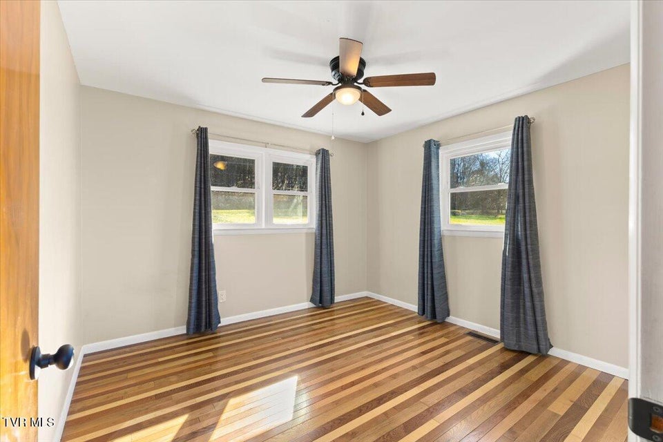 Photo #26: 1122 Highway 107 