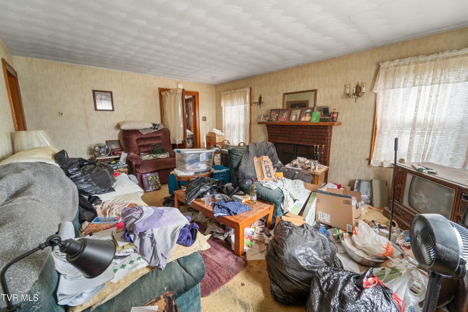 Photo #8: 510 Glade Street