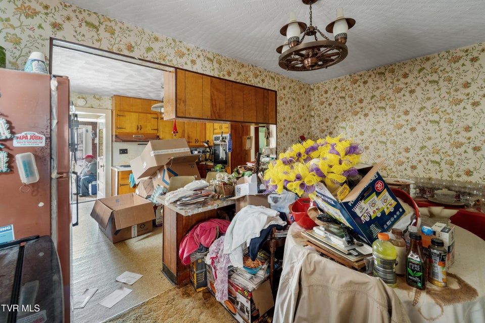 Photo #9: 510 Glade Street
