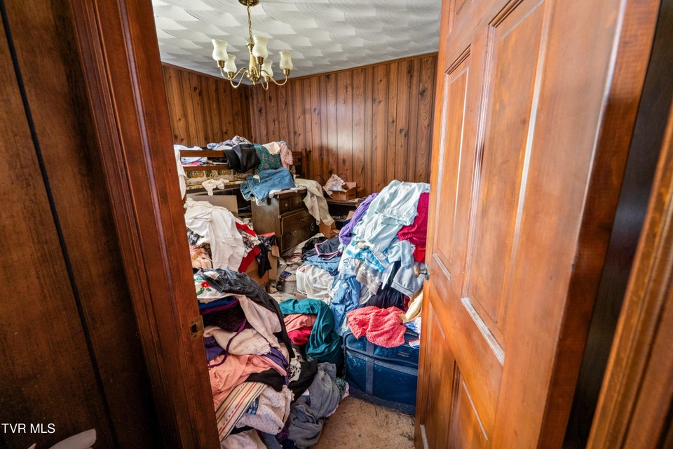 Photo #11: 510 Glade Street