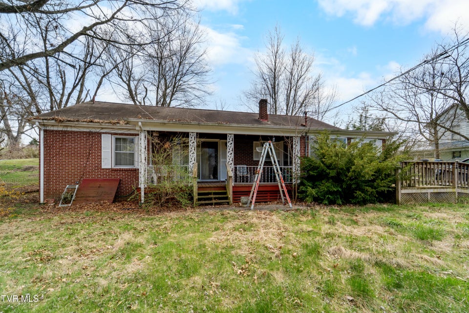Photo #14: 510 Glade Street