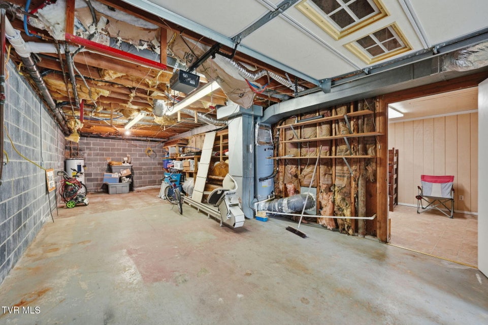 Photo #32: 134 Ovalwood Drive