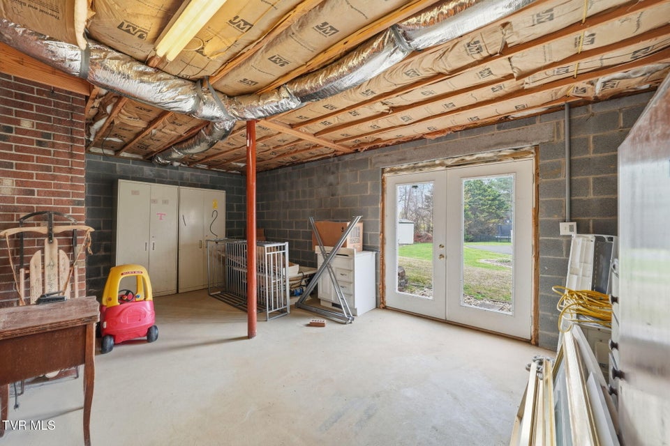 Photo #30: 134 Ovalwood Drive