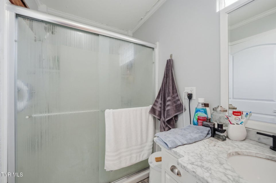 Photo #14: 134 Ovalwood Drive