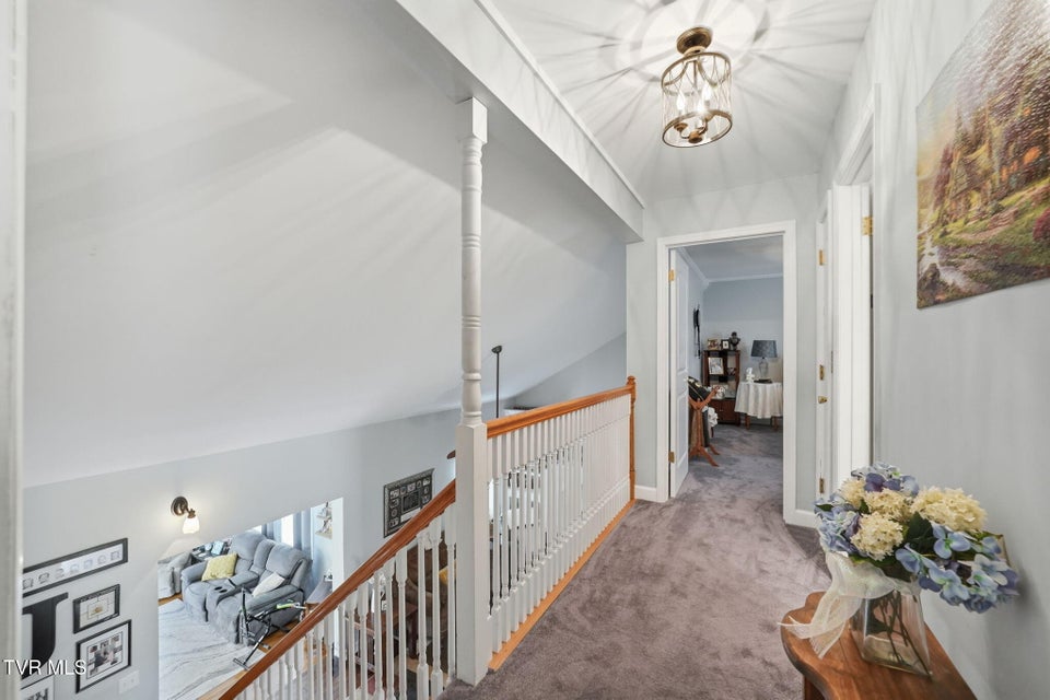 Photo #24: 134 Ovalwood Drive