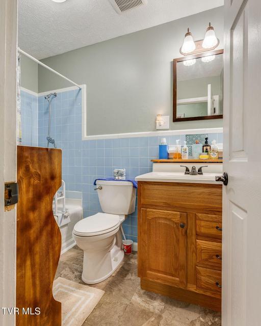 Photo #18: 119 Belsay Drive