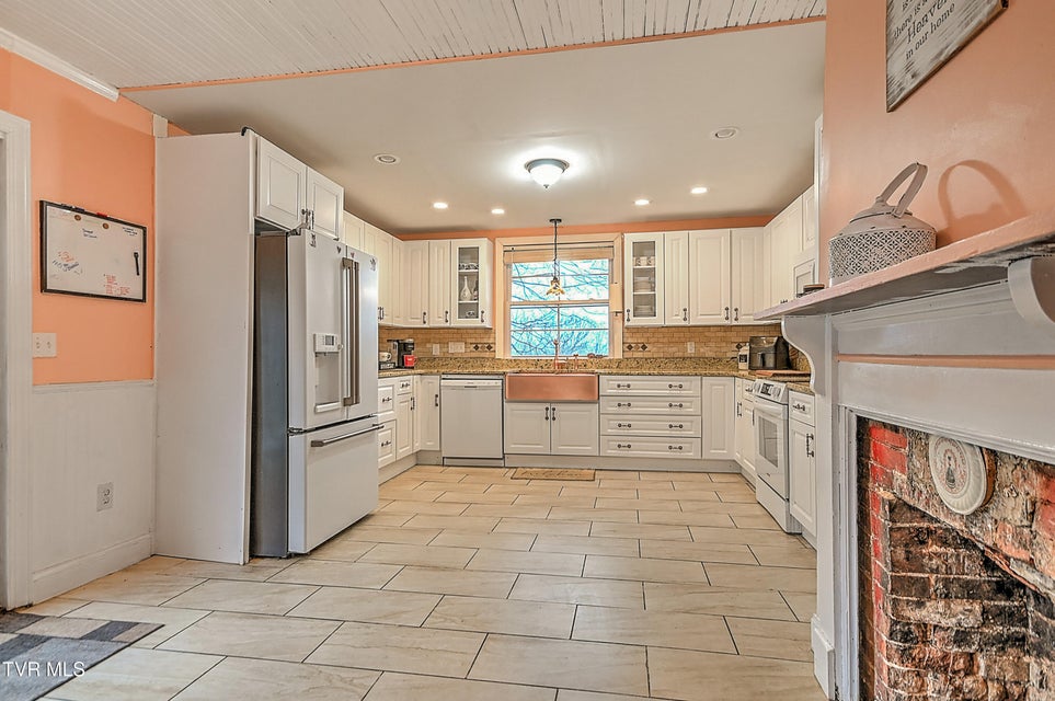 Photo #16: 1421 Bishoptown Road