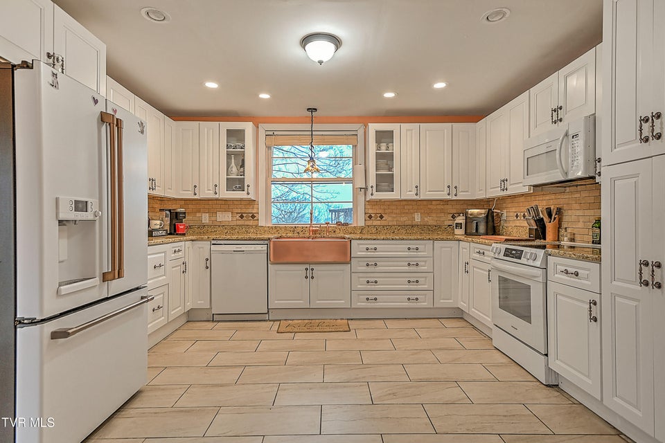 Photo #17: 1421 Bishoptown Road