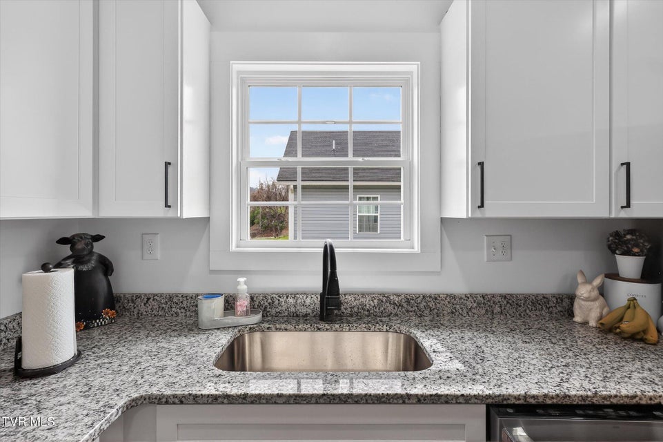 Photo #15: 1610 Millard Street